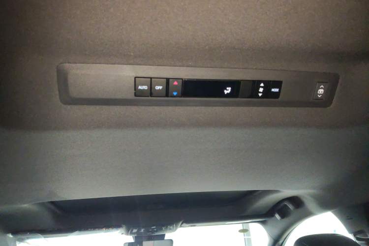 Used Toyota Granvia 2024 2.5L Hybrid Prestige PLUS Edition Headliner