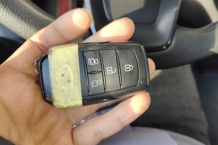 Used Toyota Granvia 2024 2.5L Hybrid Comfort Edition Interior 1