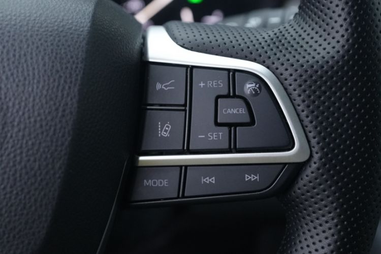 Used Toyota Granvia 2024 2.5L Hybrid Comfort Edition Interior 1