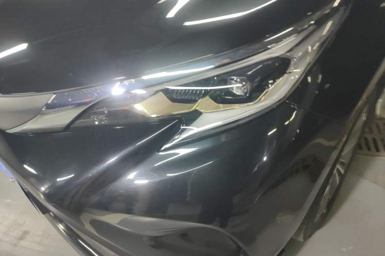 Used Toyota Granvia 2024 2.5L Hybrid Comfort Edition Left Front Headlight