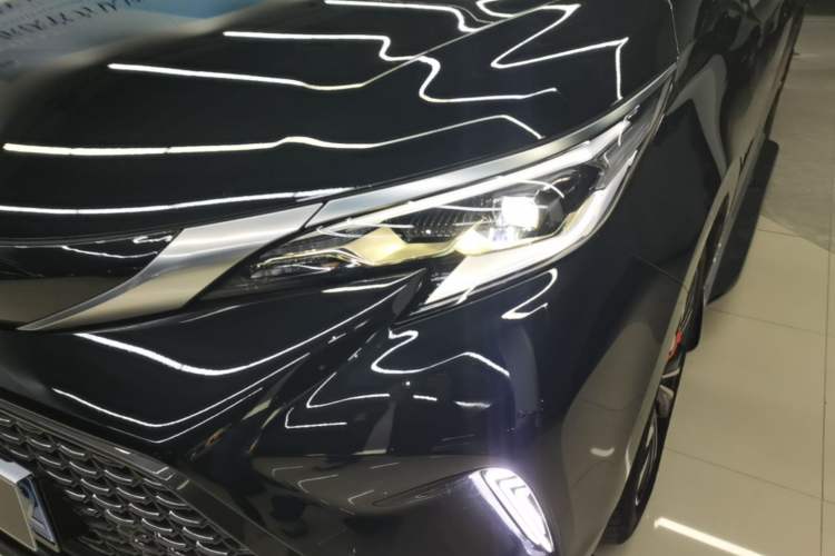 Used Toyota Granvia 2024 2.5L Hybrid Prestige PLUS Edition Left Front Headlight
