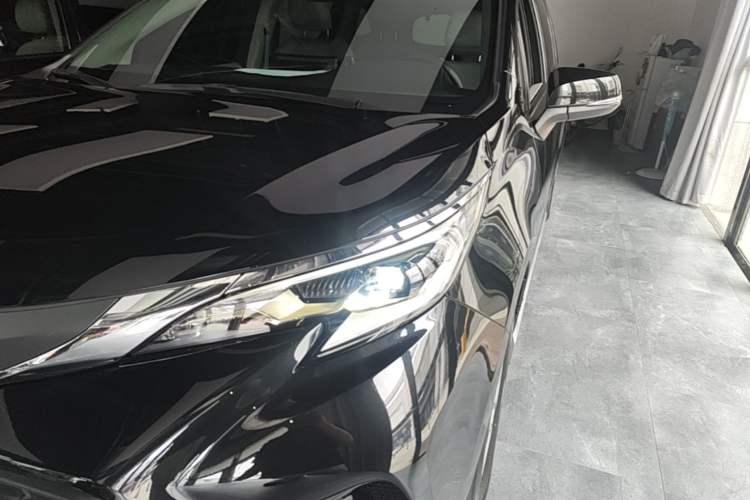 Used Toyota Granvia 2024 2.5L Hybrid Comfort Edition Left Front Headlight
