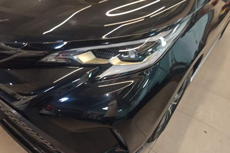 Used Toyota Granvia 2024 2.5L Hybrid Luxury Edition Left Front Headlight