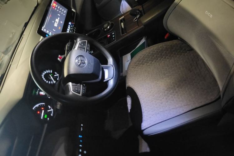 Used Toyota Granvia 2024 2.5L Hybrid Comfort Edition Left Front Seat