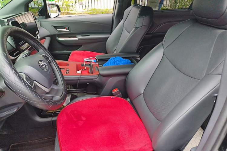 Used Toyota Granvia 2024 2.5L Hybrid Prestige PLUS Edition Left Front Seat