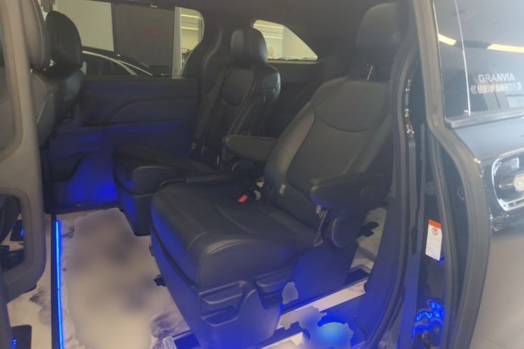 Used Toyota Granvia 2024 2.5L Hybrid Luxury Edition Left Rear Seat