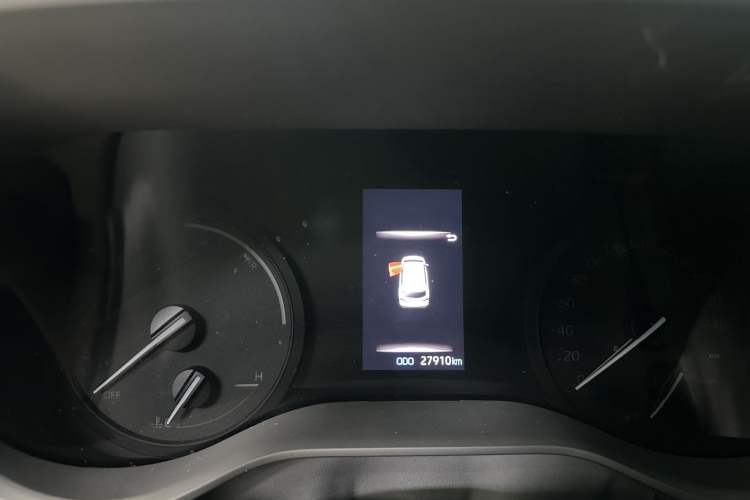 Used Toyota Granvia 2024 2.5L Hybrid Comfort Edition Odometer Close Up