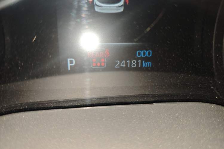 Used Toyota Granvia 2024 2.5L Hybrid Comfort Edition Odometer Close Up