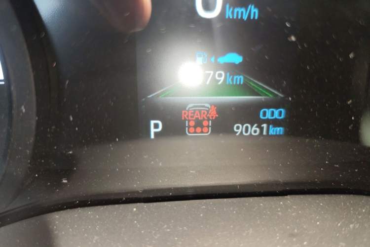 Used Toyota Granvia 2024 2.5L Hybrid Comfort Edition Odometer Close Up