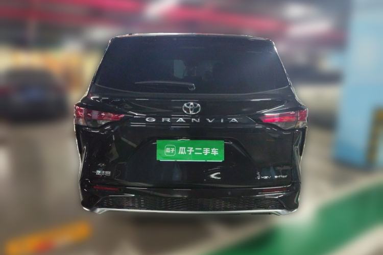 Used Toyota Granvia 2024 2.5L Hybrid Prestige PLUS Four-Wheel Drive Version Rear