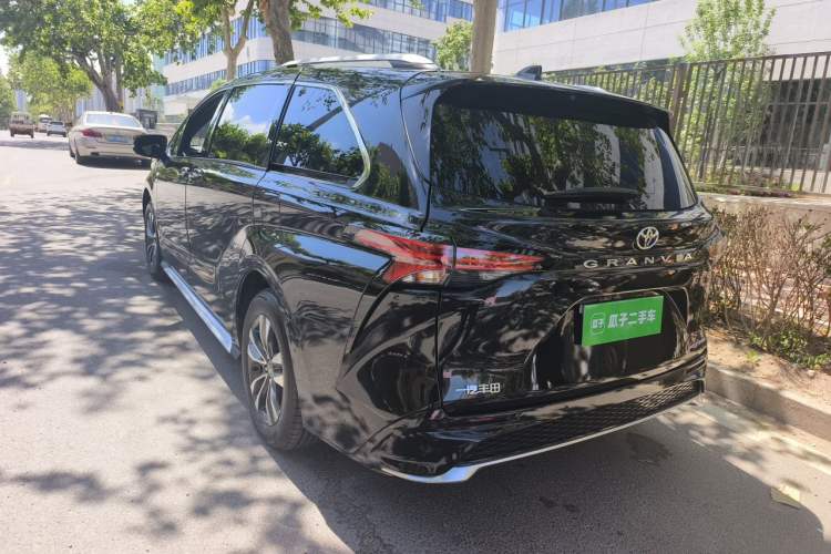 Used Toyota Granvia 2024 2.5L Hybrid Prestige PLUS Four-Wheel Drive Version Rear Left 45 Deg