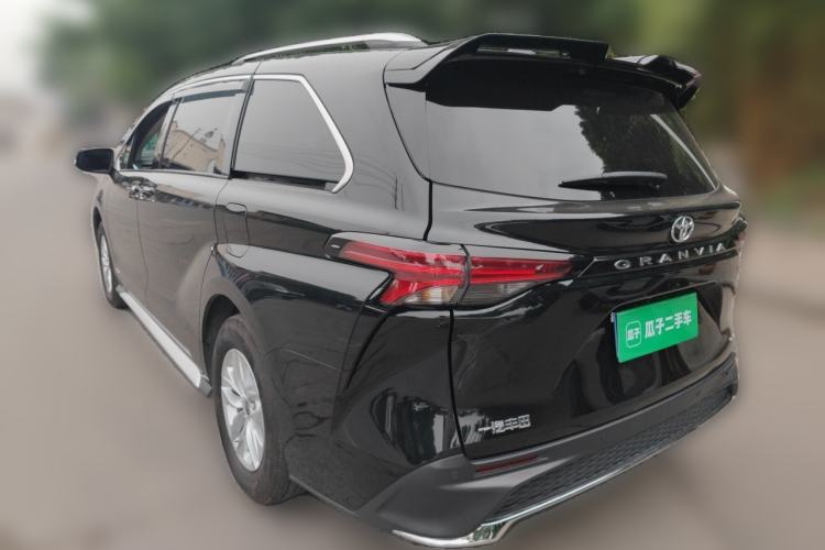 Used Toyota Granvia 2024 2.5L Hybrid Comfort Edition Rear Left 45 Deg