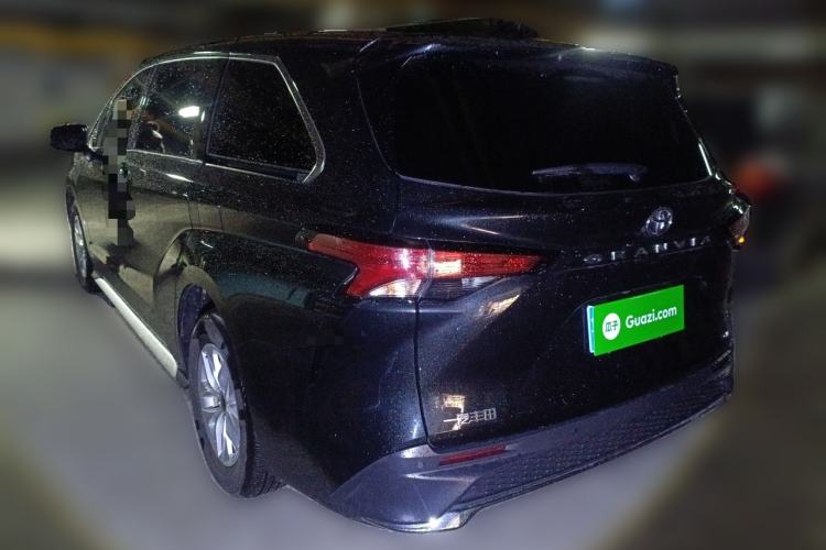 Used Toyota Granvia 2024 2.5L Hybrid Comfort Edition Rear Left 45 Deg