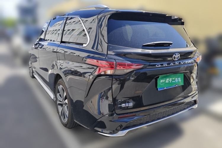 Used Toyota Granvia 2024 2.5L Hybrid Prestige PLUS Edition Rear Left 45 Deg