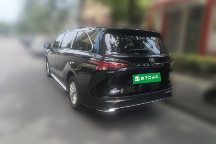 Used Toyota Granvia 2024 2.5L Hybrid Comfort Edition Rear Left 45 Deg