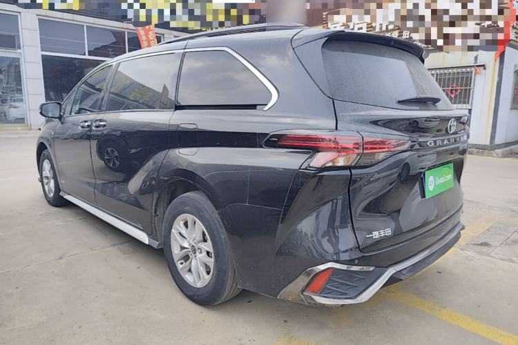 Used Toyota Granvia 2024 2.5L Hybrid Comfort Edition Rear Left 45 Deg