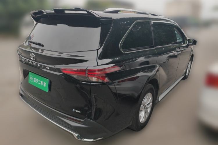 Used Toyota Granvia 2024 2.5L Hybrid Comfort Edition Rear Right 45 Deg