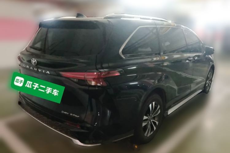 Used Toyota Granvia 2024 2.5L Hybrid Prestige PLUS Four-Wheel Drive Version Rear Right 45 Deg