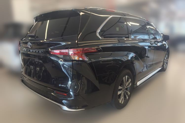 Used Toyota Granvia 2024 2.5L Hybrid Luxury Edition Rear Right 45 Deg