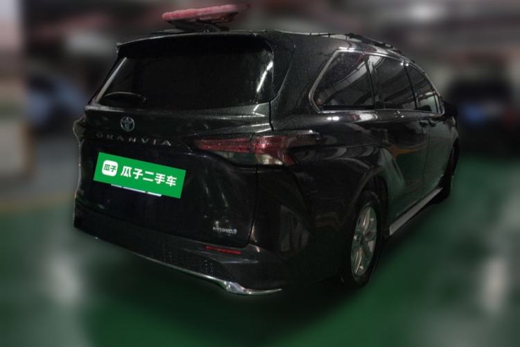 Used Toyota Granvia 2024 2.5L Hybrid Comfort Edition Rear Right 45 Deg