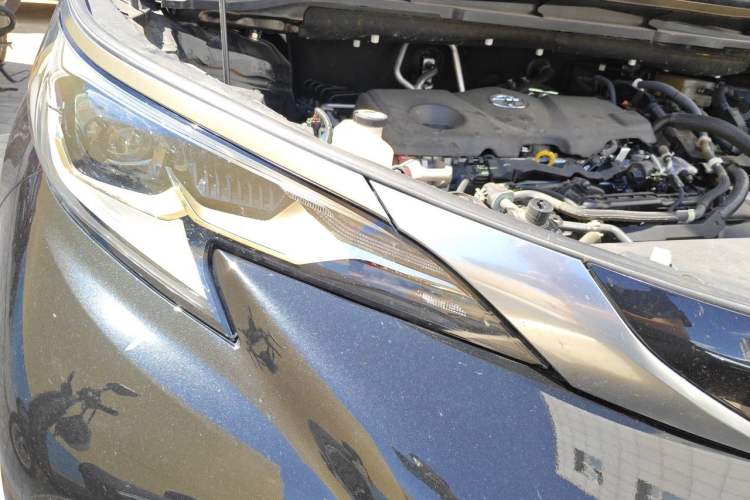Used Toyota Granvia 2024 2.5L Hybrid Prestige PLUS Edition Right Front Headlight