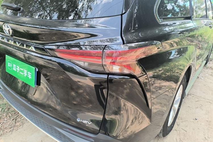 Used Toyota Granvia 2024 2.5L Hybrid Comfort Edition Right Rear Taillight
