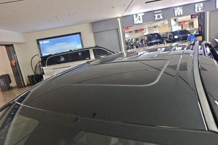Used Toyota Granvia 2024 2.5L Hybrid Comfort Edition Roof