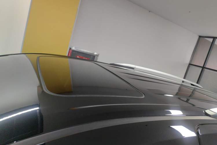 Used Toyota Granvia 2024 2.5L Hybrid Comfort Edition Roof
