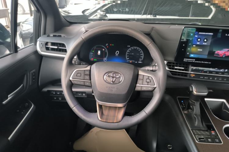 Used Toyota Granvia 2024 2.5L Hybrid Prestige PLUS Edition Steering Wheel