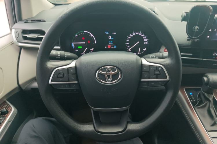 Used Toyota Granvia 2024 2.5L Hybrid Comfort Edition Steering Wheel