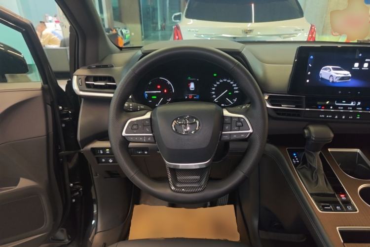 Used Toyota Granvia 2024 2.5L Hybrid Luxury Edition Steering Wheel