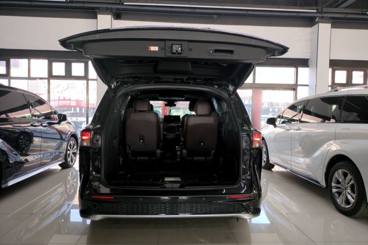 Used Toyota Granvia 2024 2.5L Hybrid Prestige PLUS Four-Wheel Drive Version Trunk