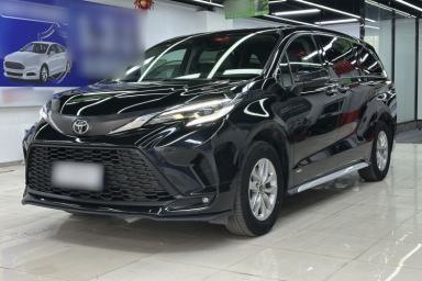 Used Toyota Granvia 2024 2.5L Hybrid Comfort Edition