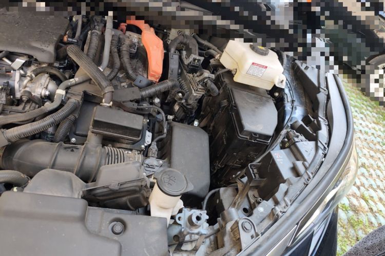 Used Toyota Granvia 2024 2.5L Hybrid Prestige PLUS Four-Wheel Drive Version Engine Bay Left
