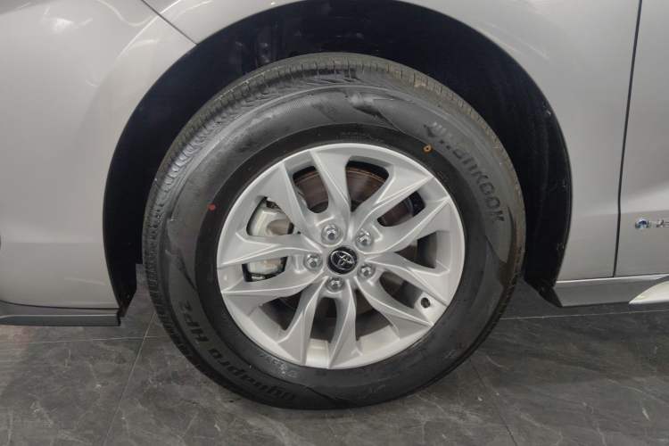 Used Toyota Granvia 2024 2.5L Hybrid Comfort Edition Exterior 1