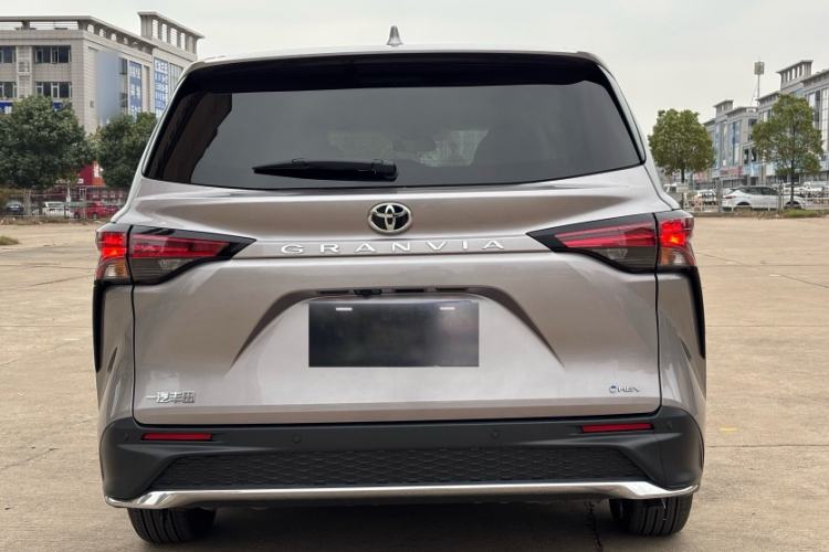 Used Toyota Granvia 2024 2.5L Hybrid Comfort Edition Exterior 9