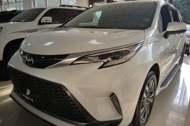 Gebrauchter Toyota Granvia 2024 2.5L Hybrid Prestige PLUS Four-Wheel Drive Version