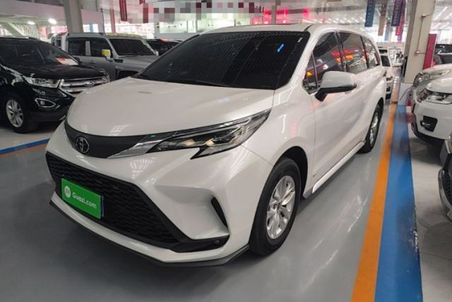 Used Toyota Granvia 2024 2.5L Hybrid Comfort Edition