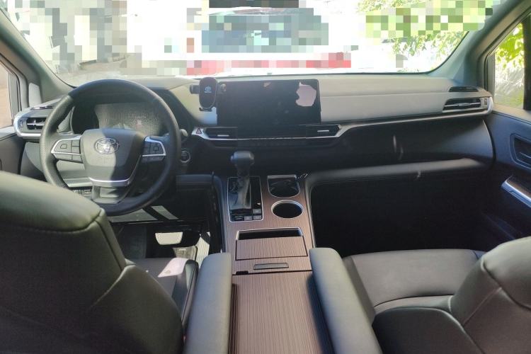 Used Toyota Granvia 2024 2.5L Hybrid Comfort Edition Center Console