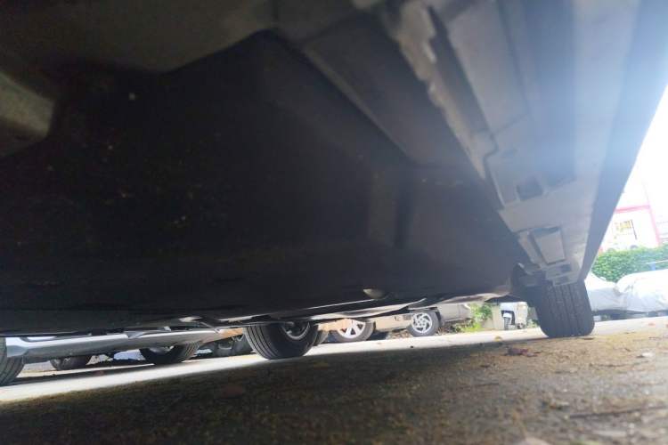Used Toyota Granvia 2024 2.5L Hybrid Comfort Edition Chassis Front Left