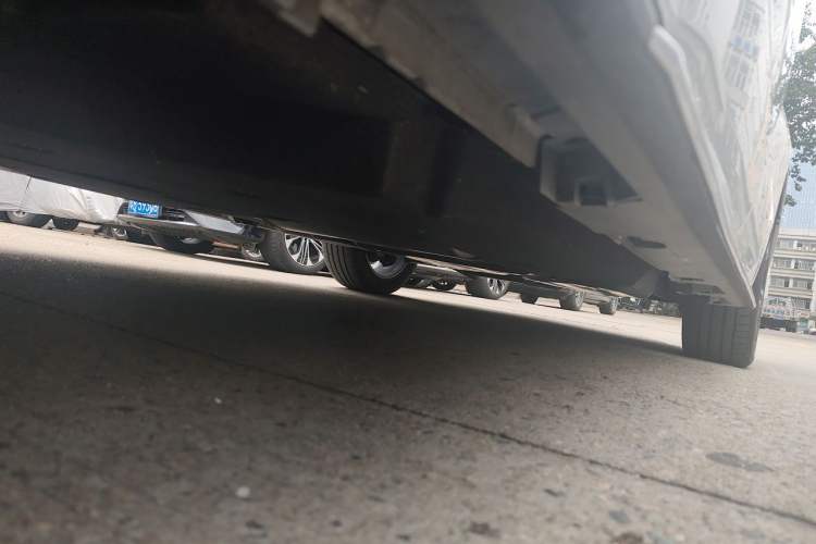 Used Toyota Granvia 2024 2.5L Hybrid Prestige ULTRA Edition Chassis Front Left