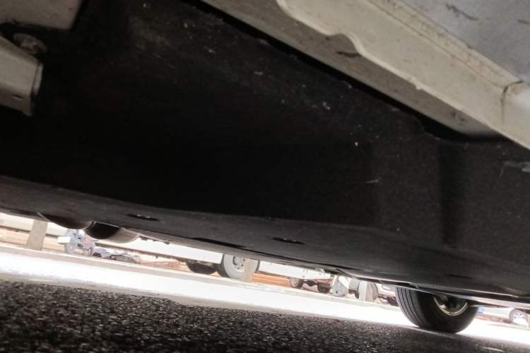 Used Toyota Granvia 2024 2.5L Hybrid Comfort Edition Chassis Front Left