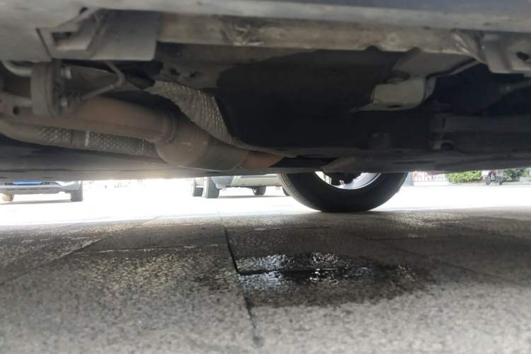 Used Toyota Granvia 2024 2.5L Hybrid Prestige PLUS Four-Wheel Drive Version Chassis Front Right