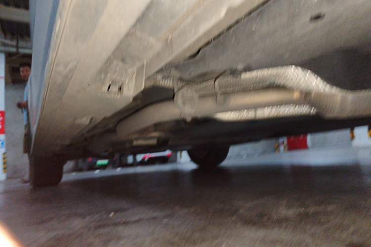 Used Toyota Granvia 2024 2.5L Hybrid Comfort Edition Chassis Front Right