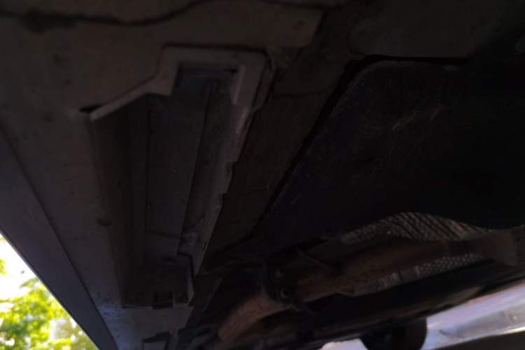 Used Toyota Granvia 2024 2.5L Hybrid Prestige PLUS Four-Wheel Drive Version Chassis Front Right