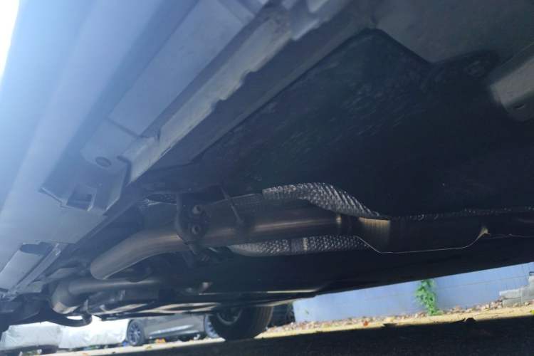 Used Toyota Granvia 2024 2.5L Hybrid Comfort Edition Chassis Front Right