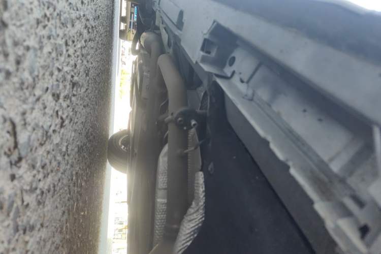 Used Toyota Granvia 2024 2.5L Hybrid Comfort Edition Chassis Front Right