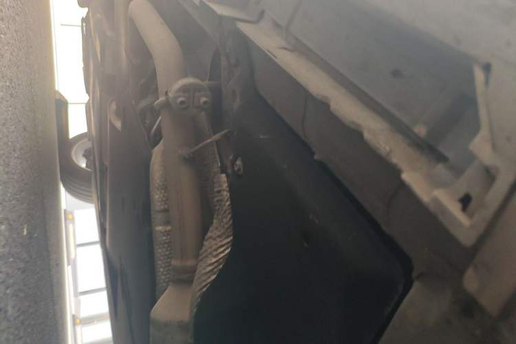 Used Toyota Granvia 2024 2.5L Hybrid Prestige ULTRA Edition Chassis Front Right
