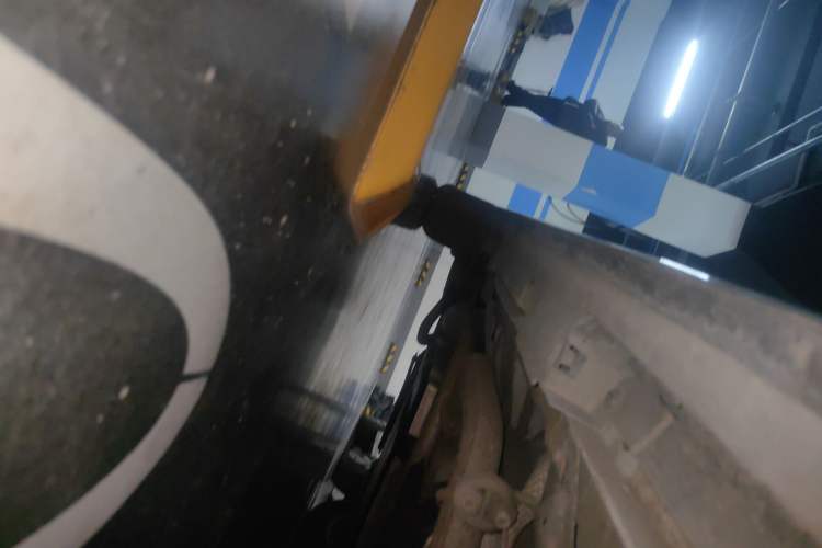 Used Toyota Granvia 2024 2.5L Hybrid Comfort Edition Chassis Front Right