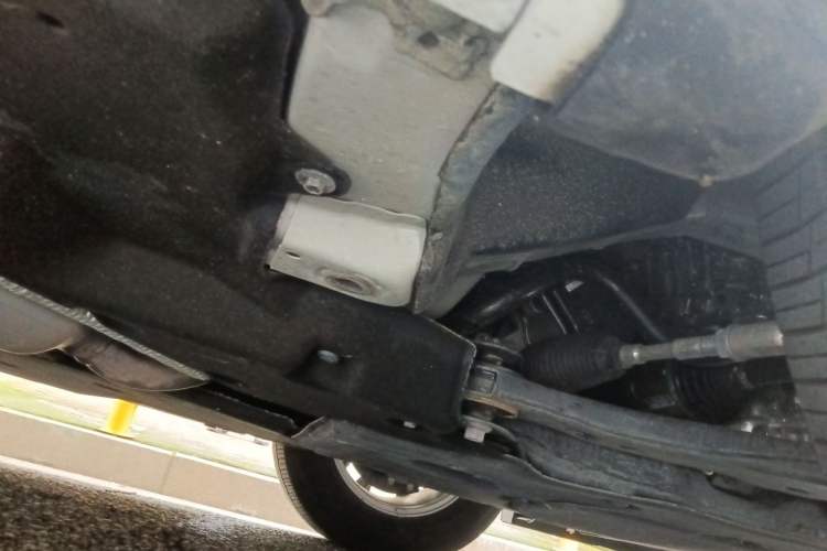 Used Toyota Granvia 2024 2.5L Hybrid Comfort Edition Chassis Front Right